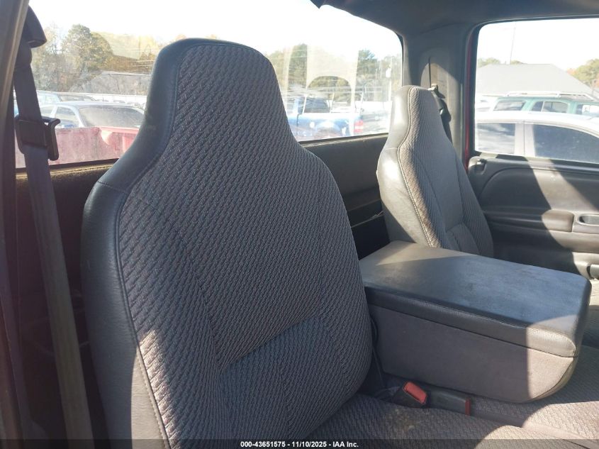 2000 Dodge Ram 1500 St VIN: 1B7HC16Y7YS531693 Lot: 43651575