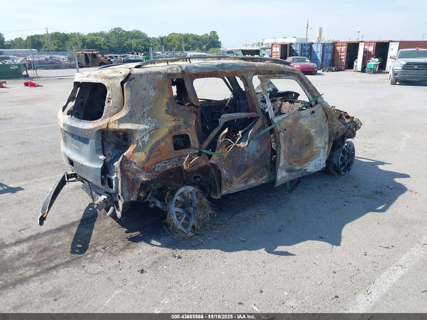 ZACNJABB7KPJ77016 2019 JEEP RENEGADE photo no. 4