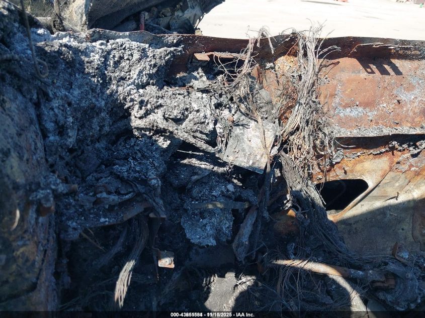 2019 Jeep Renegade Latitude Fwd VIN: ZACNJABB7KPJ77016 Lot: 43651584