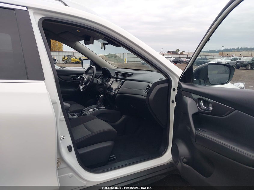 JN8AT2MV8LW100382 2020 NISSAN ROGUE photo no. 5