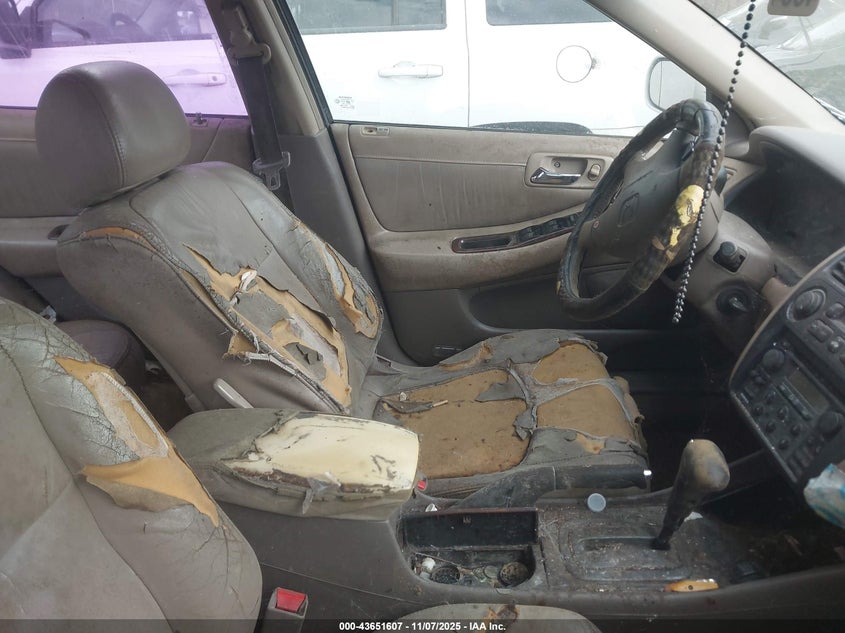 1HGCG16531A045531 2001 HONDA ACCORD photo no. 5