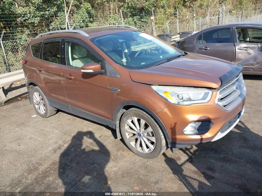 FORD ESCAPE TITANIUM