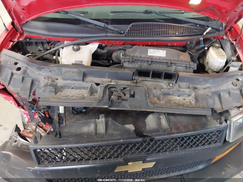 2018 Chevrolet Express 2500 Work Van VIN: 1GCWGAFPXJ1207829 Lot: 43651678