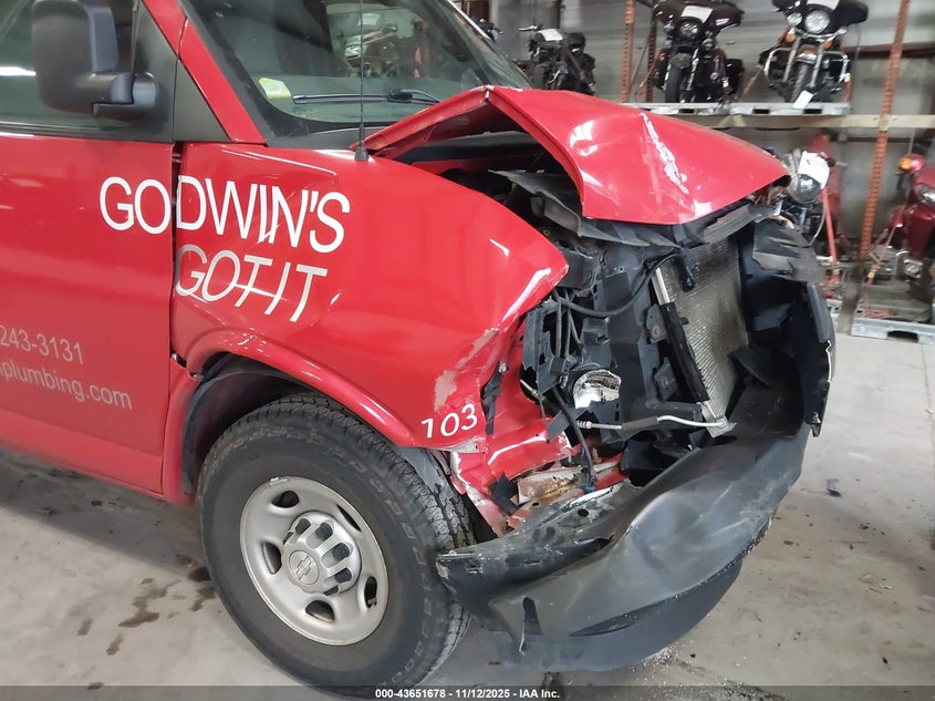 2018 Chevrolet Express 2500 Work Van VIN: 1GCWGAFPXJ1207829 Lot: 43651678