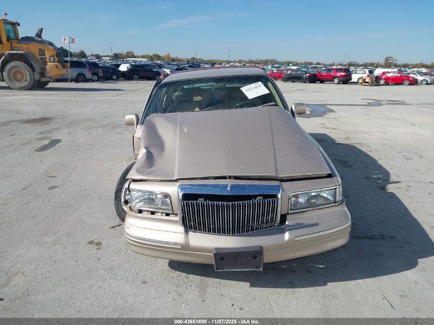 1997 Lincoln Town Car Signature VIN: 1LNLM82W0VY743540 Lot: 43651698