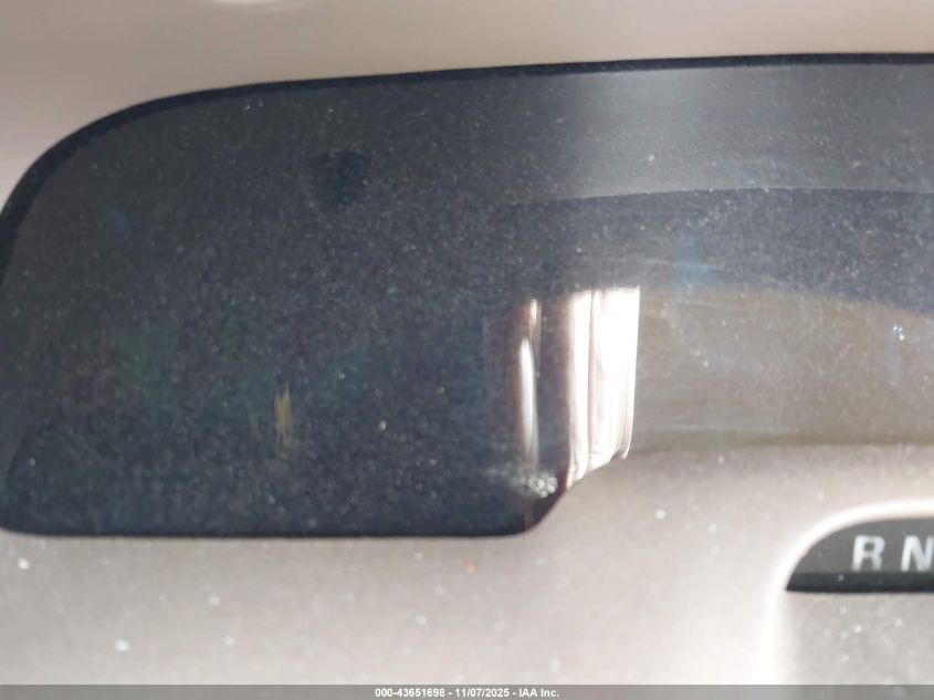 1997 Lincoln Town Car Signature VIN: 1LNLM82W0VY743540 Lot: 43651698