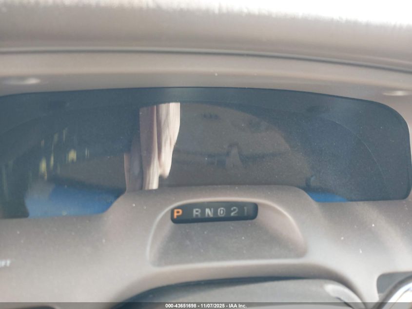 1997 Lincoln Town Car Signature VIN: 1LNLM82W0VY743540 Lot: 43651698