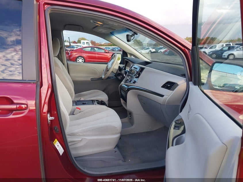 2011 Toyota Sienna Le V6 VIN: 5TDKK3DC2BS023014 Lot: 43651741