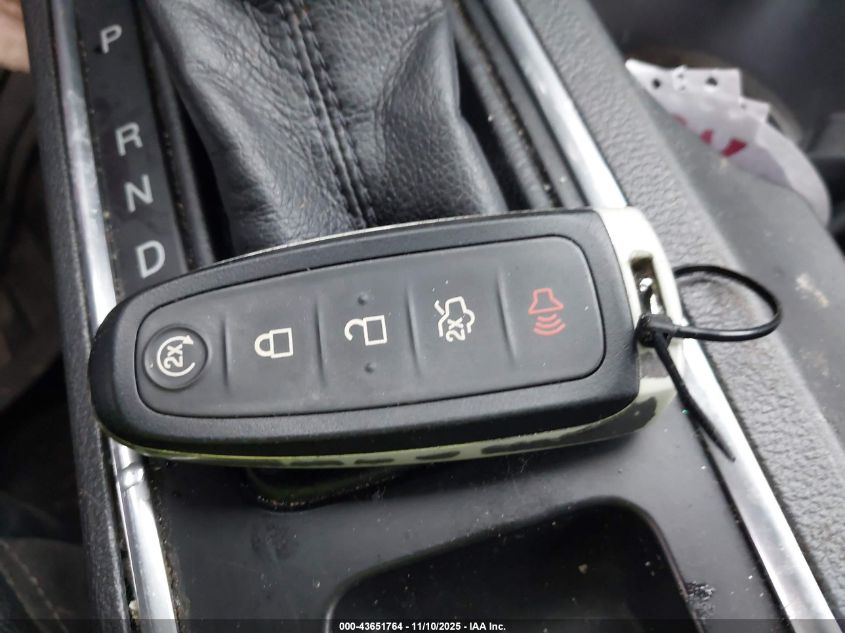 2018 Ford Escape Titanium VIN: 1FMCU9J92JUC53880 Lot: 43651764