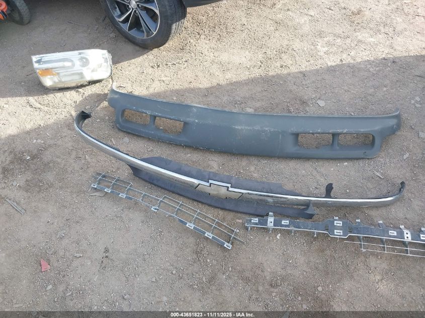 2000 Chevrolet Silverado 1500 Lt VIN: 2GCEC19T2Y1357809 Lot: 43651823