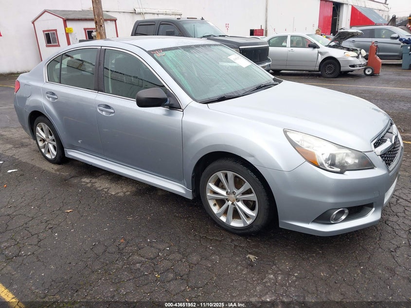SUBARU LEGACY 2.5I