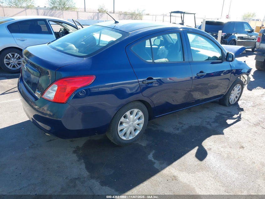 2014 NISSAN VERSA 1.6 S - 3N1CN7AP0EL807702