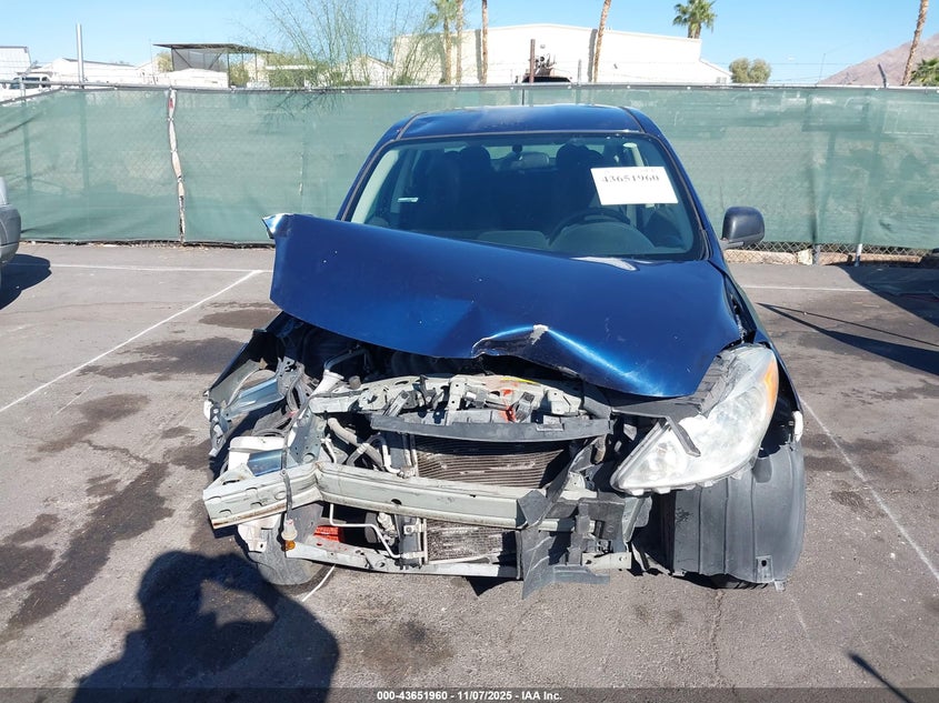 2014 NISSAN VERSA 1.6 S - 3N1CN7AP0EL807702