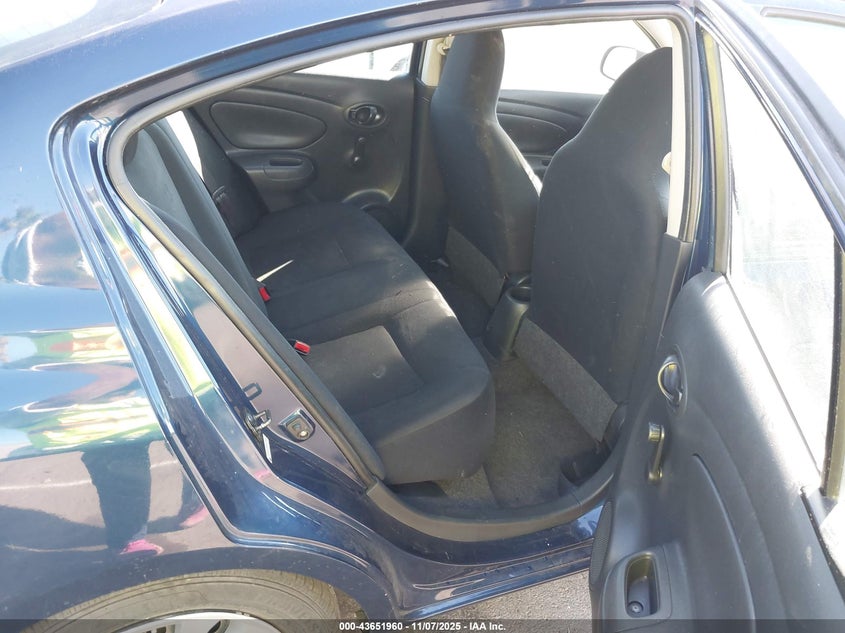 2014 NISSAN VERSA 1.6 S - 3N1CN7AP0EL807702