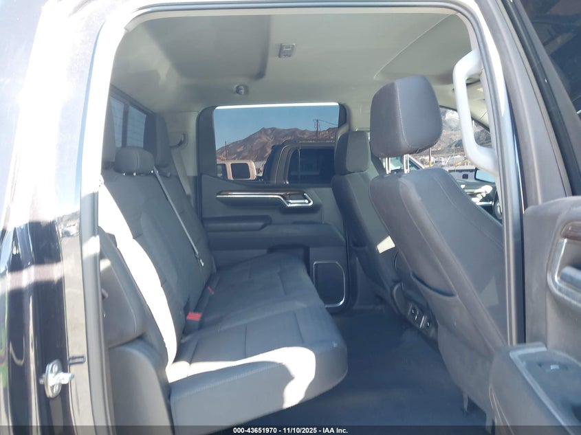 2024 GMC SIERRA 1500 2WD  SHORT BOX SLE 3GTPHBED2RG101676