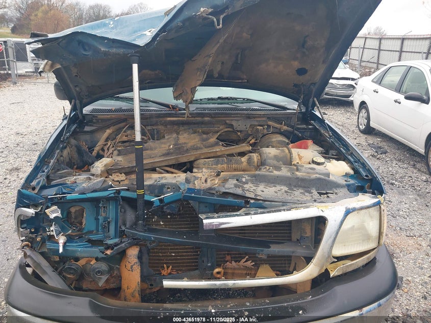 2001 Ford F-150 Xl/Xlt VIN: 1FTZX17201NA85457 Lot: 43651978