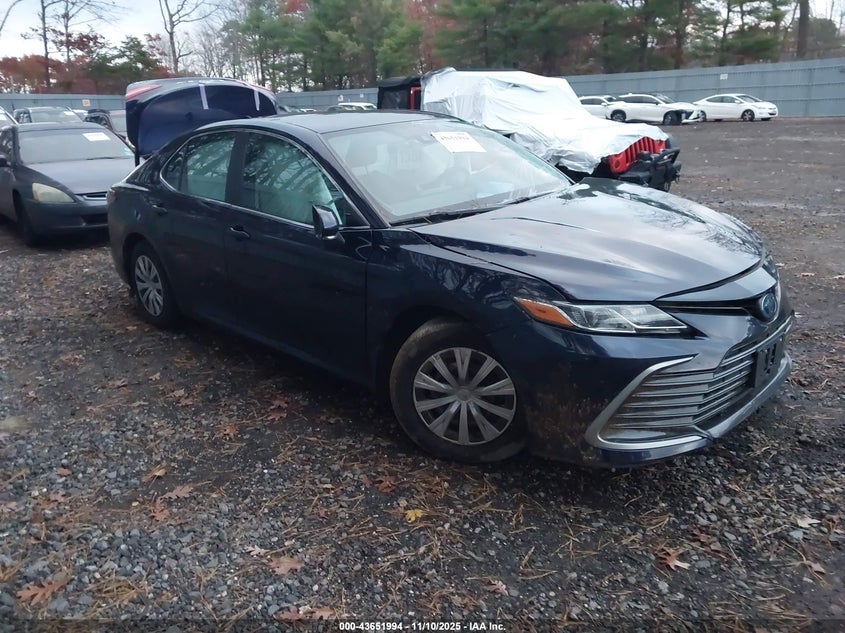 TOYOTA CAMRY HYBRID LE HYBRID