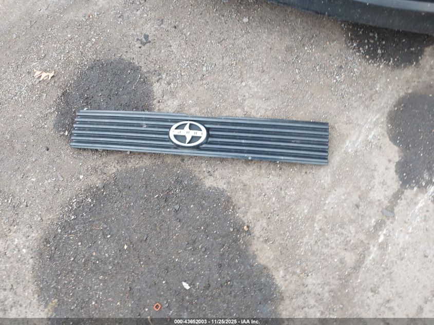 2005 Scion Xb VIN: JTLKT324850174573 Lot: 43652003