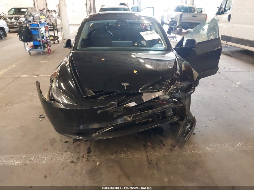 2025 Tesla Model 3 Long Range All-Wheel Drive VIN: 5YJ3E1EB7SF904415 Lot: 43652041
