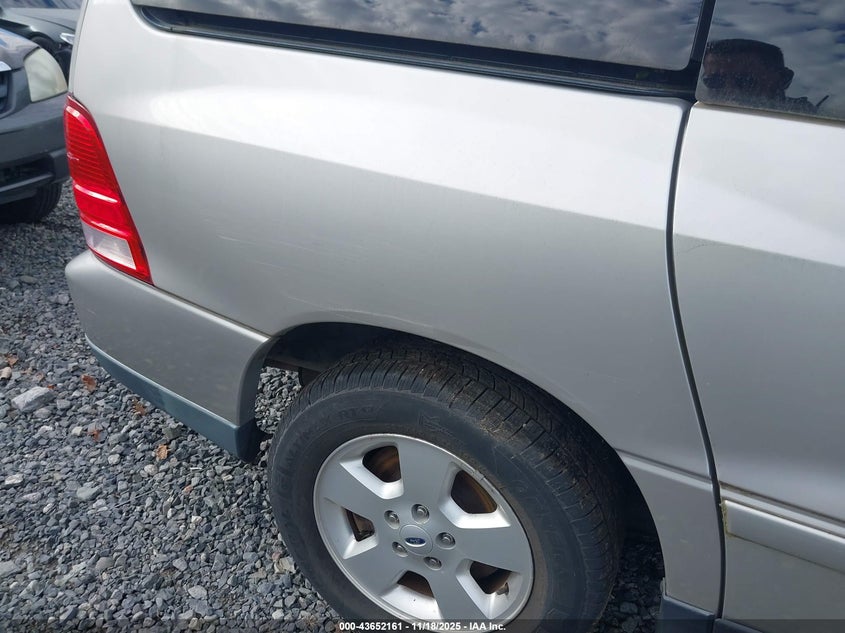 2005 Ford Freestar Ses VIN: 2FMZA57695BA81626 Lot: 43652161