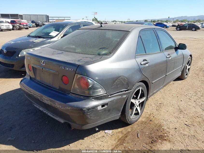 JTHBD192620056291 2002 LEXUS IS photo no. 4