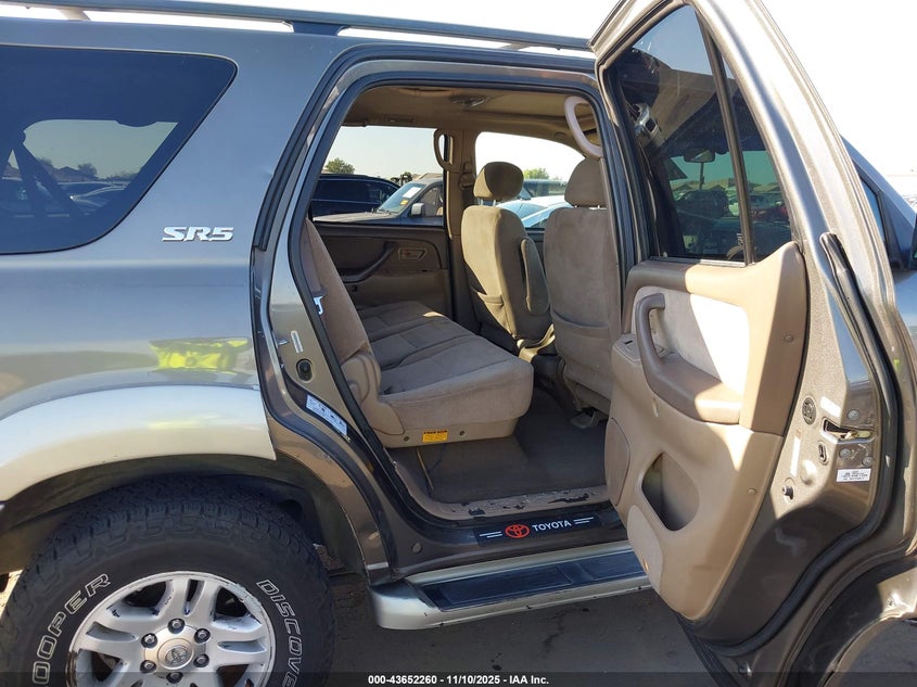 2003 Toyota Sequoia Sr5 V8 VIN: 5TDZT34A83S191770 Lot: 43652260