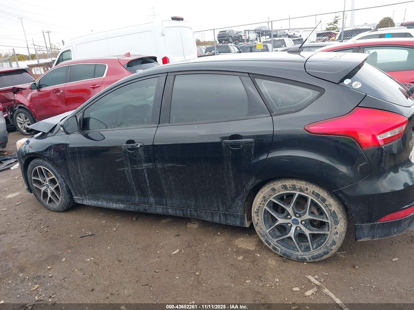 2016 FORD FOCUS SE - 1FADP3K25GL358271