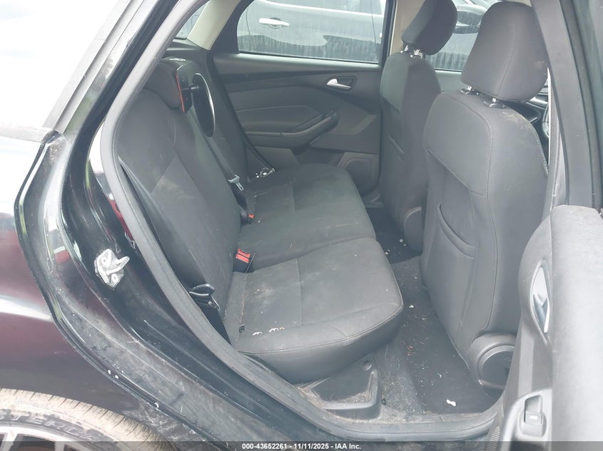 2016 FORD FOCUS SE - 1FADP3K25GL358271