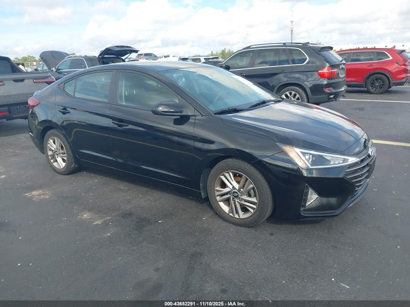 HYUNDAI ELANTRA SEL