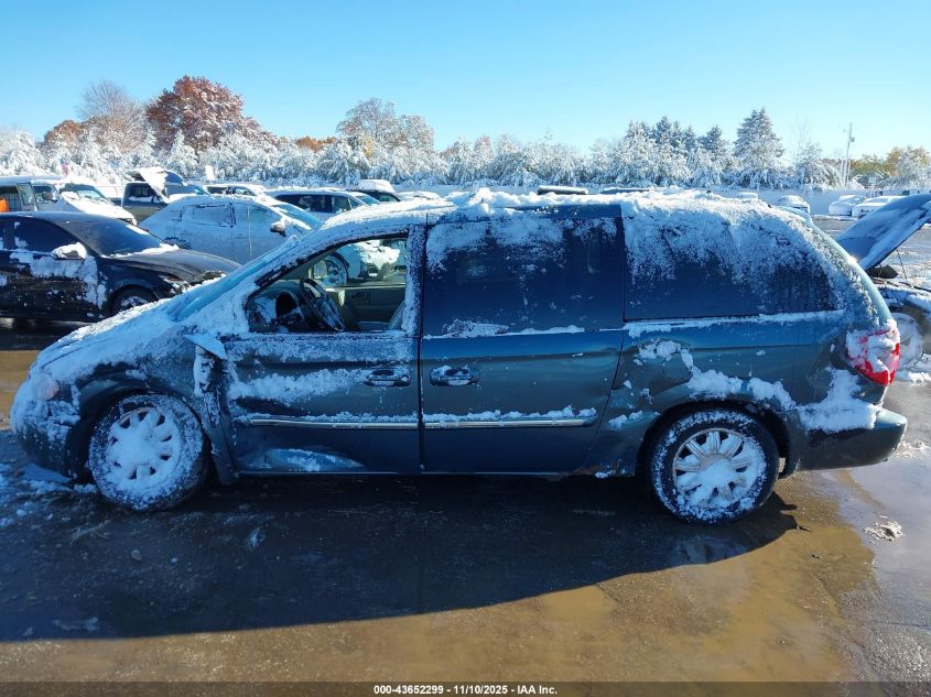 2005 Chrysler Town & Country Touring VIN: 2C8GP54LX5R291419 Lot: 43652299