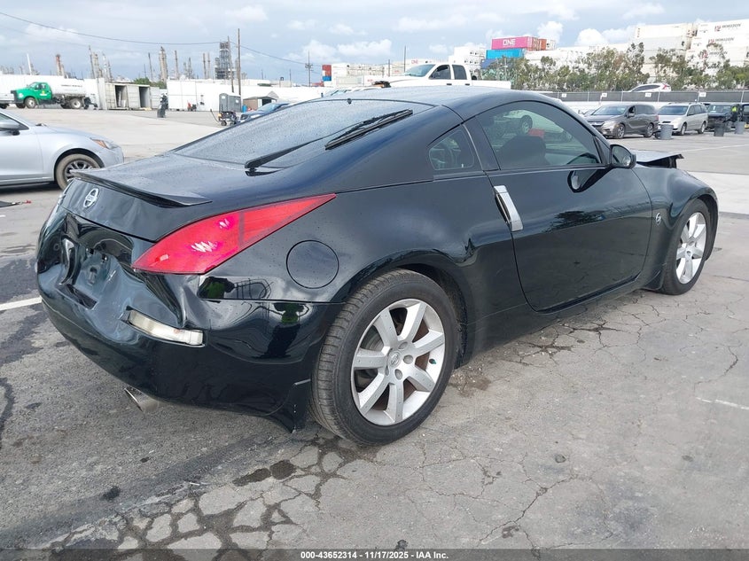 JN1AZ34EX4T050896 2004 NISSAN 350Z photo no. 4