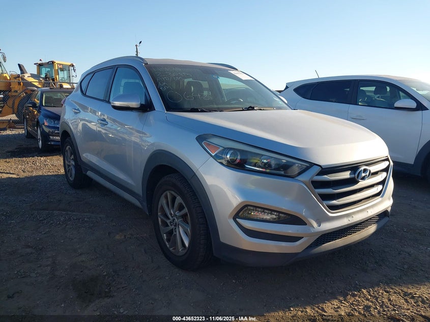 HYUNDAI TUCSON SE PLUS