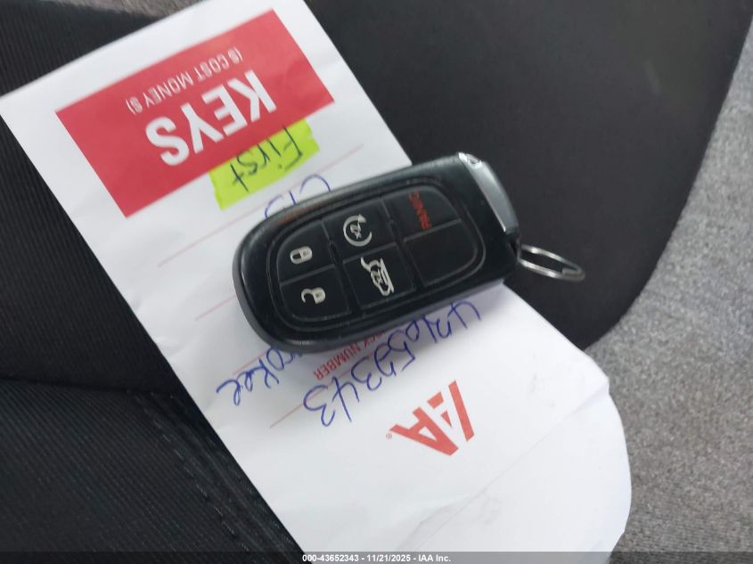 2014 Jeep Cherokee Latitude VIN: 1C4PJMCS7EW268418 Lot: 43652343