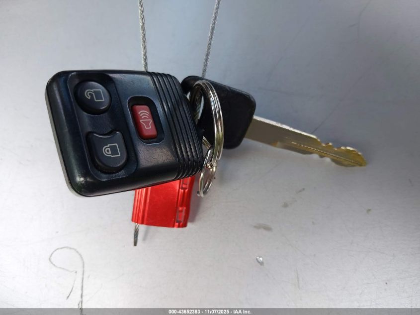 2014 Ford E-350 Super Duty Xlt VIN: 1FBNE3BL5EDA15453 Lot: 43652383