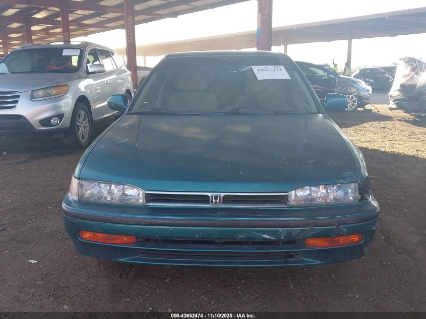 1993 Honda Accord Lx VIN: 1HGCB7653PA166067 Lot: 43652474