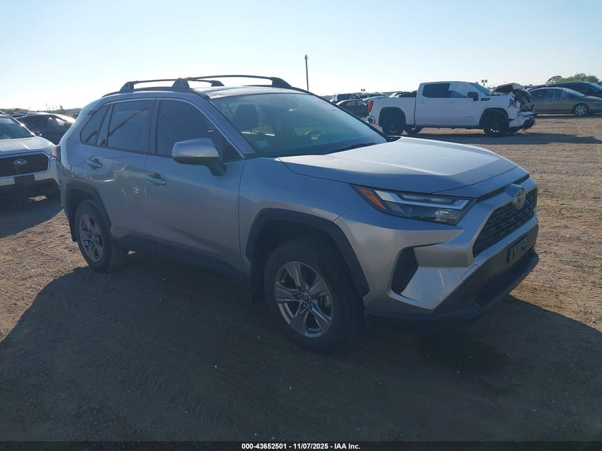 TOYOTA RAV4 HYBRID XLE