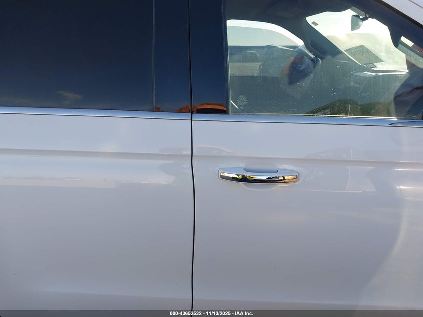 2018 Ford Expedition Limited VIN: 1FMJU1KT2JEA04654 Lot: 43652532