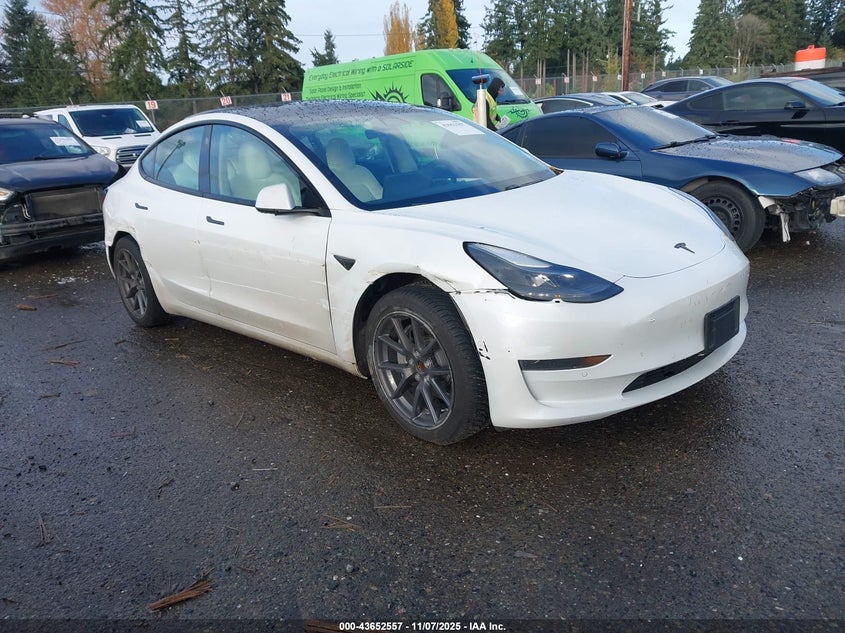 TESLA MODEL 3 STANDARD RANGE PLUS REAR-WHEEL DRIVE