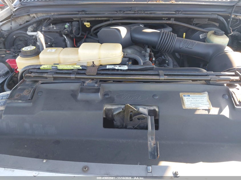 2002 Ford F-350 Lariat/Xl/Xlt VIN: 1FTSW31S02EA64666 Lot: 43652561