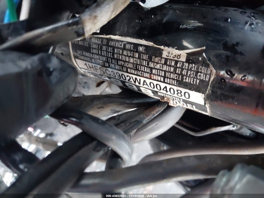 1998 Honda Vt1100 C3 VIN: 1HFSC3902WA004080 Lot: 43652592