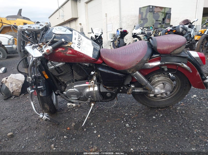 1998 Honda Vt1100 C3 VIN: 1HFSC3902WA004080 Lot: 43652592