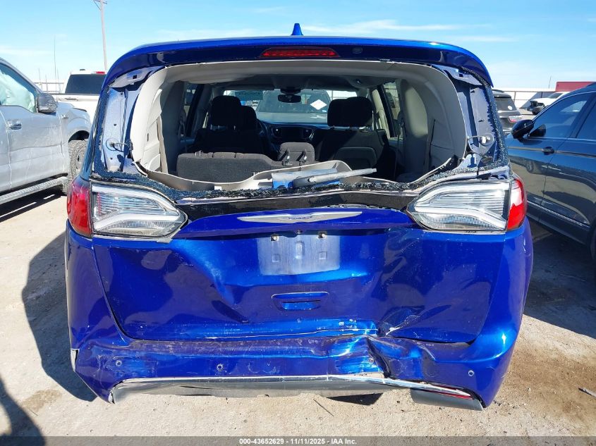 2020 Chrysler Pacifica Touring VIN: 2C4RC1FG8LR237550 Lot: 43652629