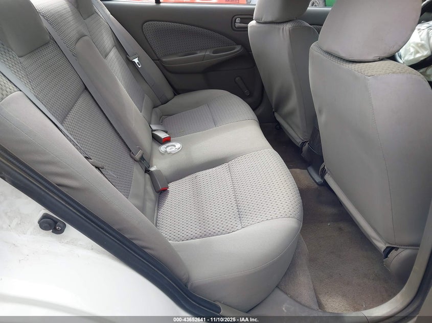 3N1CB51D14L854562 2004 NISSAN SENTRA photo no. 8
