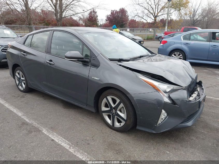 TOYOTA PRIUS FOUR TOURING