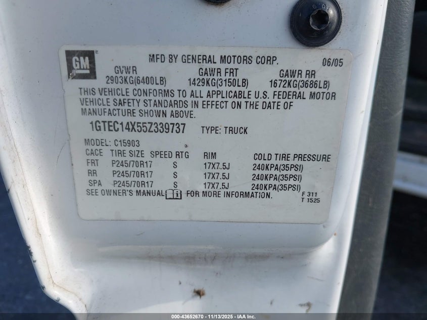 2005 GMC Sierra 1500 Work Truck VIN: 1GTEC14X55Z339737 Lot: 43652670