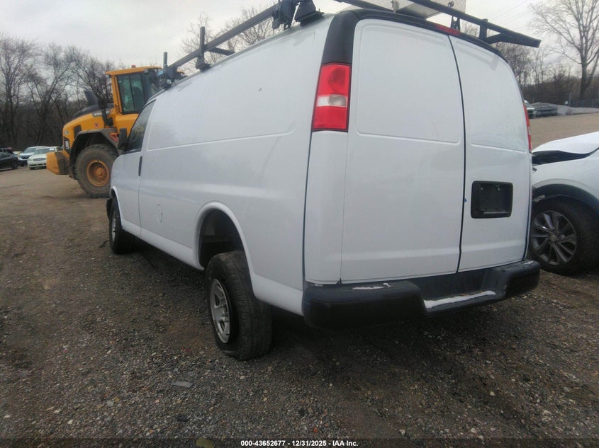 Vin: 1gcwgafp9p1132596, lot: 44147890, chevrolet express cargo rwd 2500 regular wheelbase wt 20233