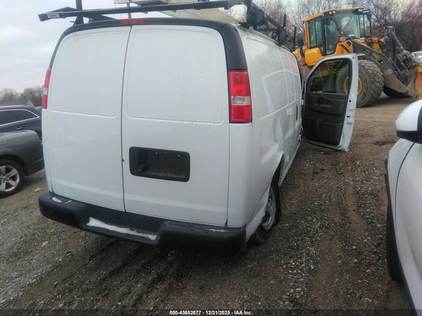 Vin: 1gcwgafp9p1132596, lot: 44147890, chevrolet express cargo rwd 2500 regular wheelbase wt 20234