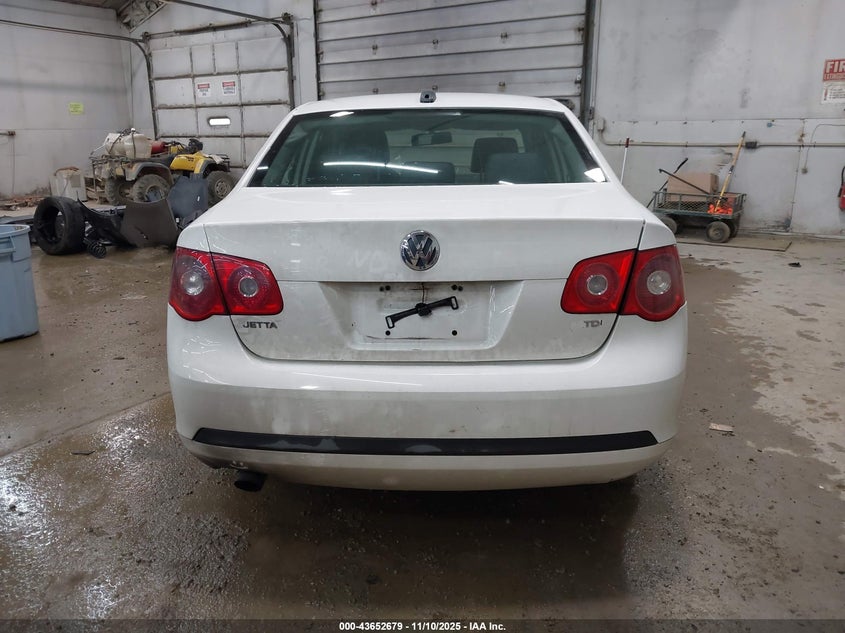 2006 Volkswagen Jetta Tdi VIN: 3VWDT81K96M800404 Lot: 43652679