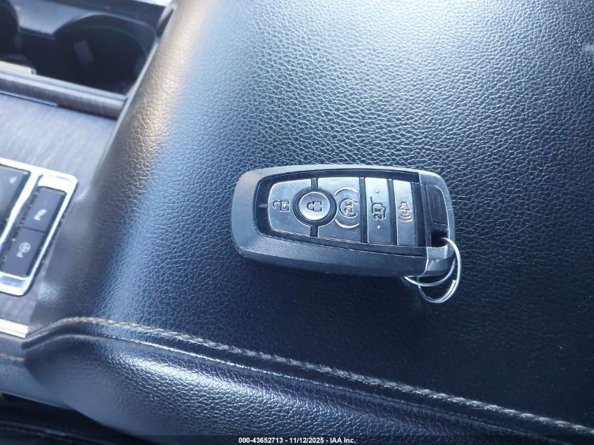 2020 Ford Expedition Limited VIN: 1FMJU2AT3LEA72276 Lot: 43652713