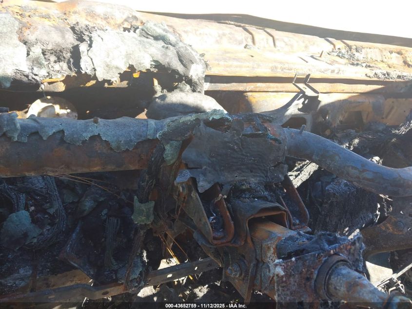 2018 Ford Transit-250 VIN: 1FTYR2CM5JKA01301 Lot: 43652759